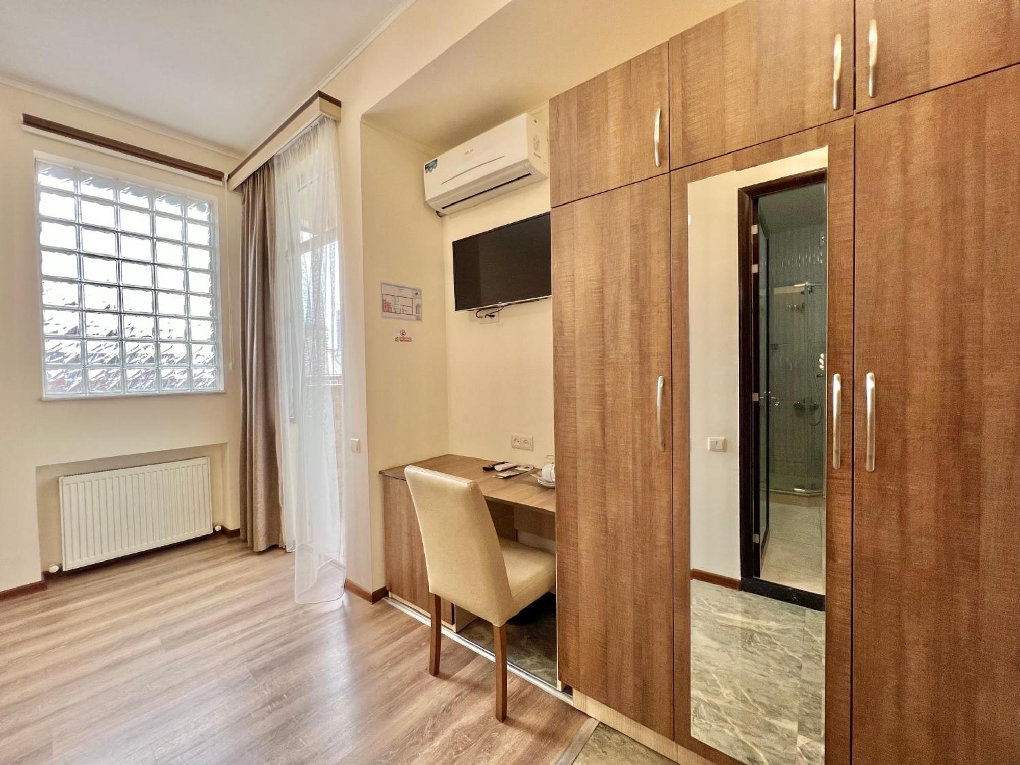 Hotel Mireosi Batumi Eksteriør bilde