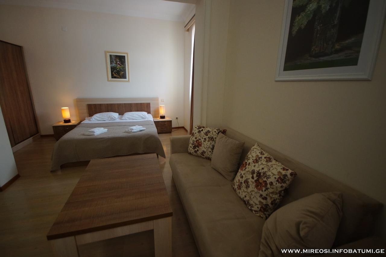Hotel Mireosi Batumi Eksteriør bilde